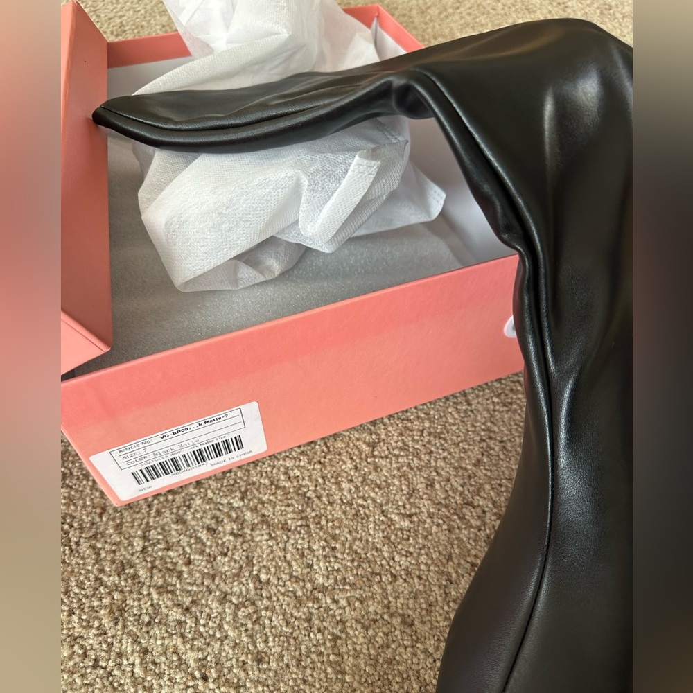 Voztolls Black faux Leather Boot - Sleek Knee High Style. Size 7.5 womens